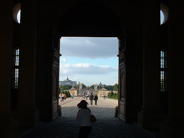 Les Invalides exit