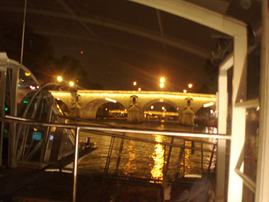 Crucero nocturno por el Sena