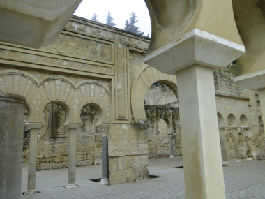 Upper basilica building