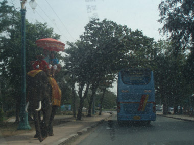 Calle Naresuan de Ayutthaya