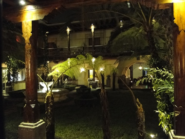 Patio del hotel Palacio de Doña Leonor