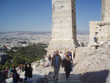 Entrada a la Acrópolis