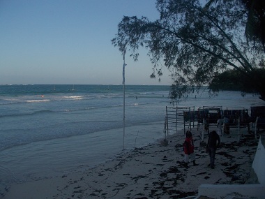 "Closing" Diani Beach