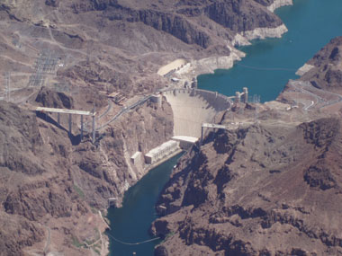 Presa Hoover